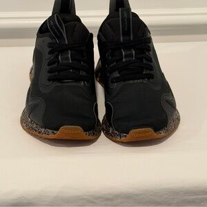 Reebok Women’s Training Shoes Size 7.5 Black Leopard Print‎
